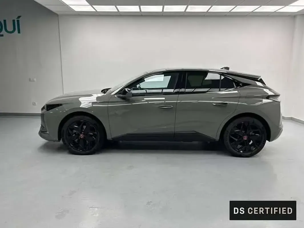 Usado DS Automobiles DS4 Performance 226 CV (166 kW) 2023 Gris SUV