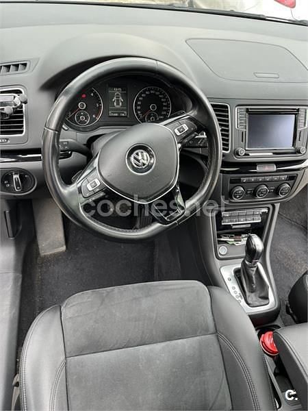 Usado VW Sharan Sportline 184 CV (135 kW) 2015 Blanco Monovolumen