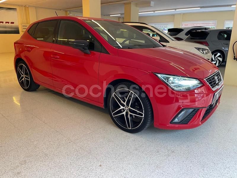 Usado Seat Ibiza FR 115 HP (84 kW) 2020 Vermelho Sedan