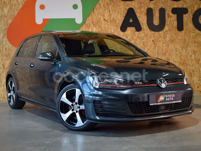 Usado VW Golf VII GTI 220 HP (161 kW) 2016 Cinzento Sedan