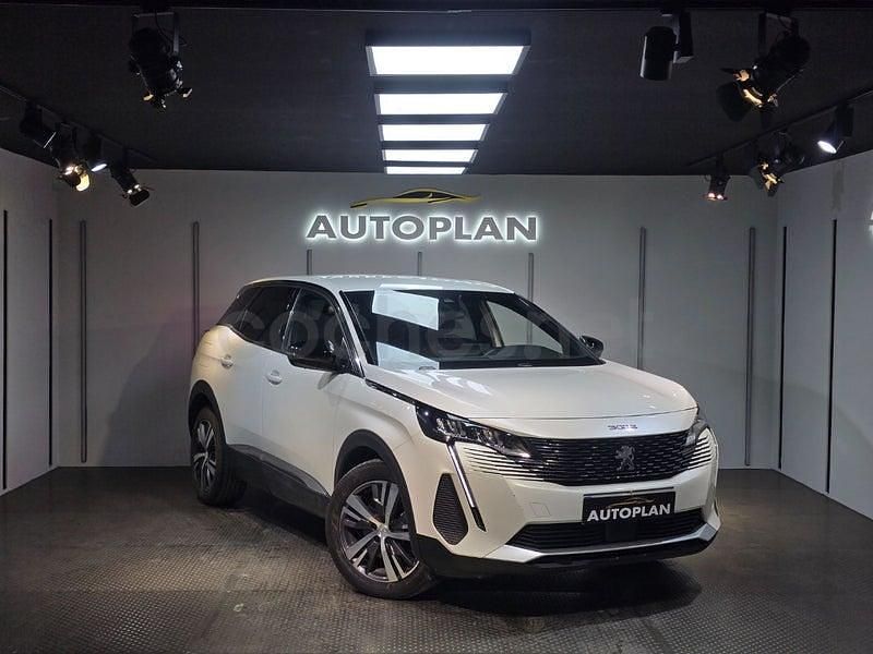Usado Peugeot 3008 Allure 195 CV (143 kW) 2024 Blanco SUV