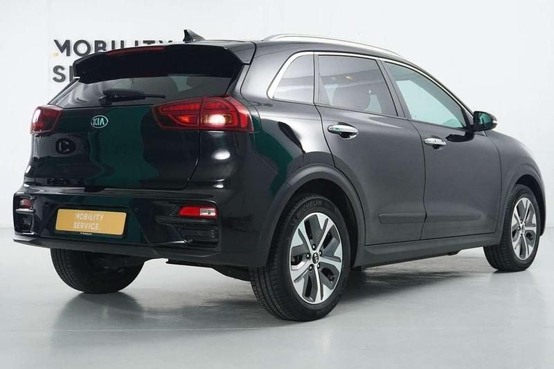 Usado Kia e-Niro 150 kW (204 CV) 2020 Negro SUV