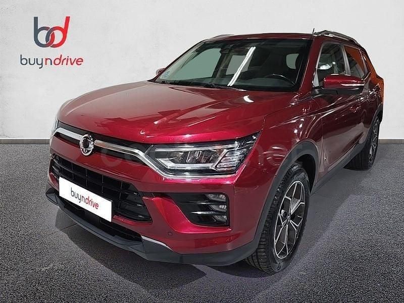 Usado Ssangyong (KGM) Korando 149 CV (109 kW) 2021 Rojo SUV