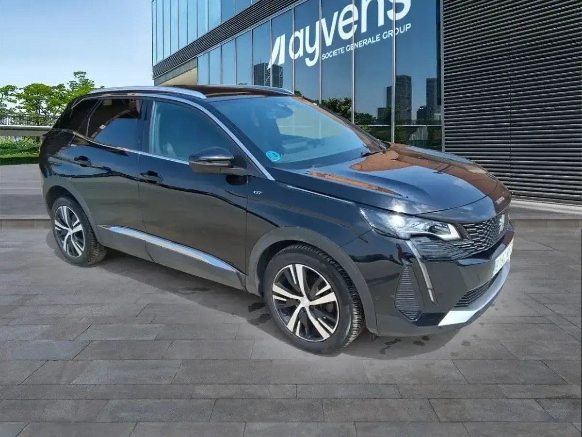 Usado Peugeot 3008 GT 131 CV (96 kW) 2023 Negro SUV