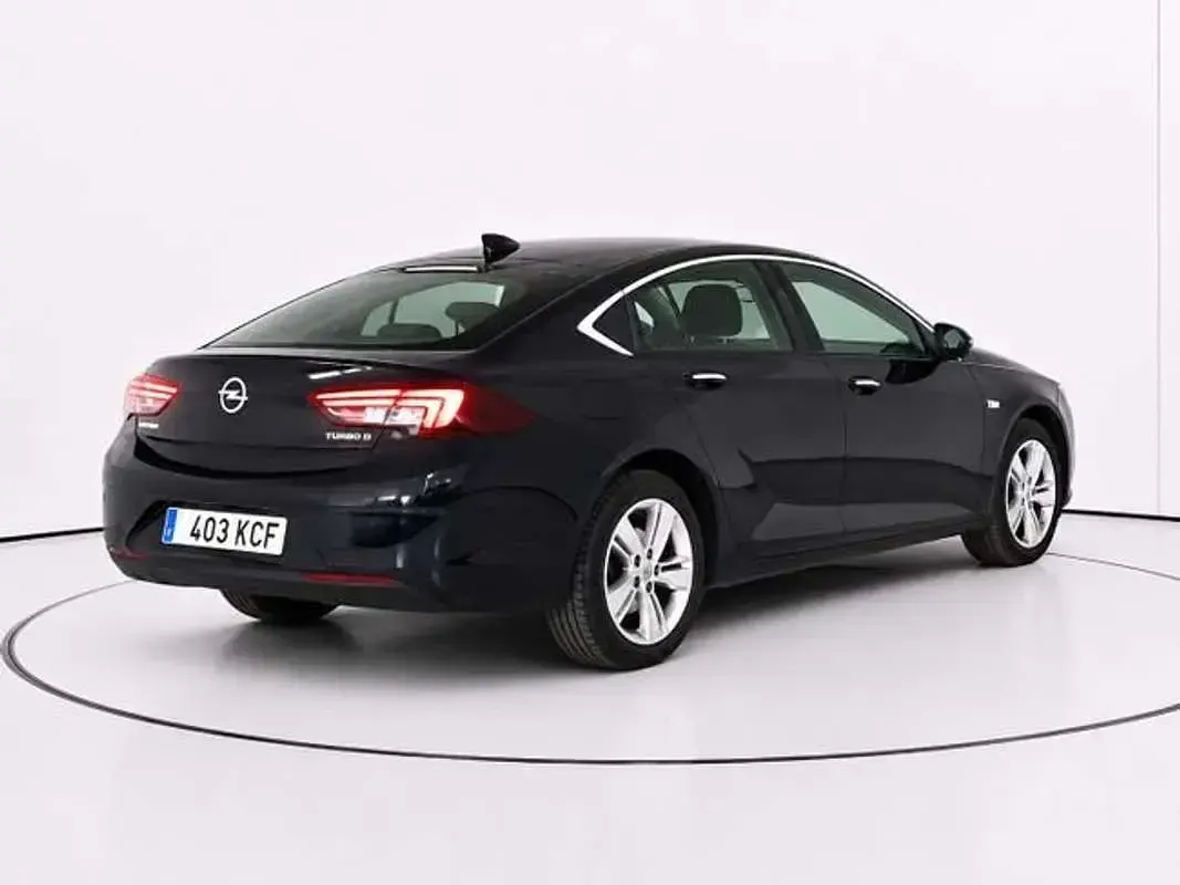 Usado Opel Insignia Excellence 136 CV (100 kW) 2017 Azul Berlina