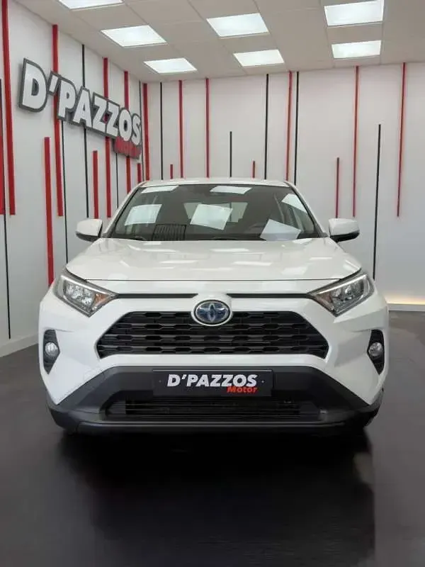 Usado Toyota RAV4 Hybrid Advance 222 CV (163 kW) 2020 Blanco SUV