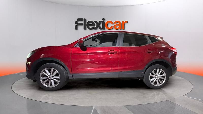 Usado Nissan Qashqai N-Connecta 116 CV (85 kW) 2015 Rojo SUV