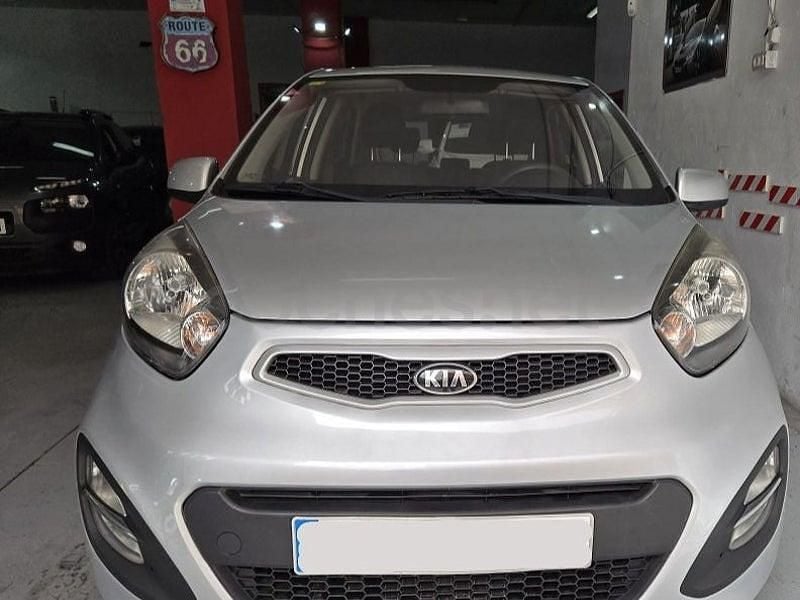 Usado Kia Picanto 66 CV (48 kW) 2015 Gris / plata Utilitario