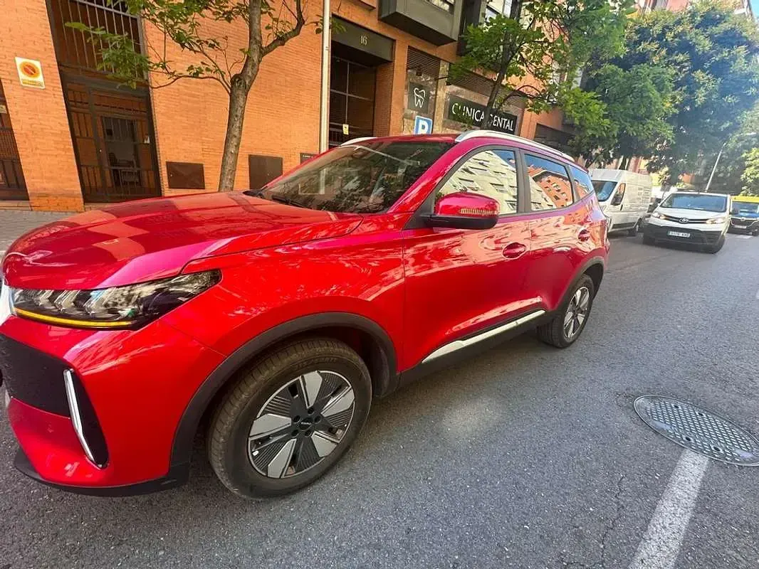 Usado Ebro s400 211 CV (155 kW) 2026 Rojo SUV