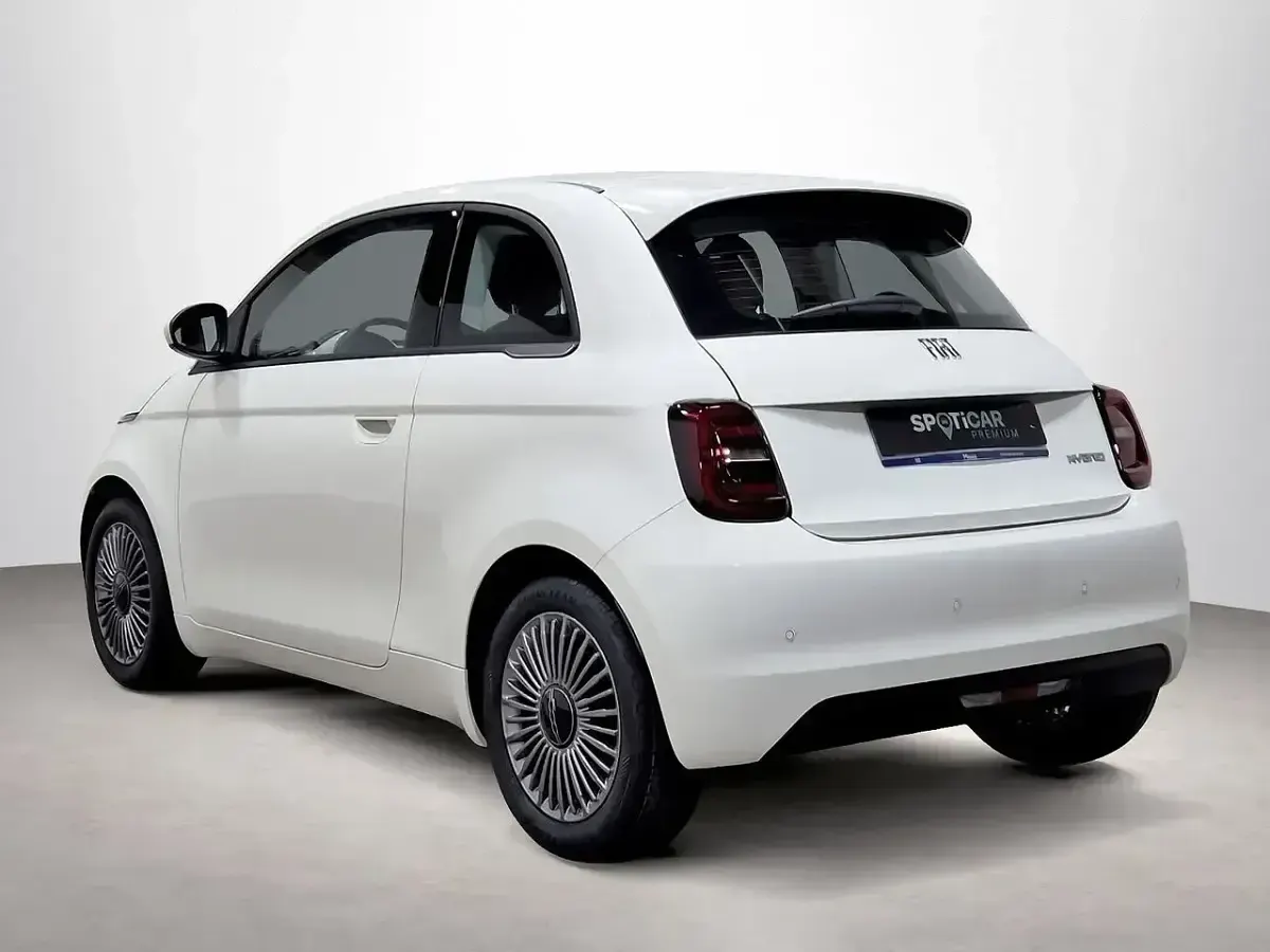 Novo Fiat 500 65 HP (47 kW) 2026 Branco Citadino