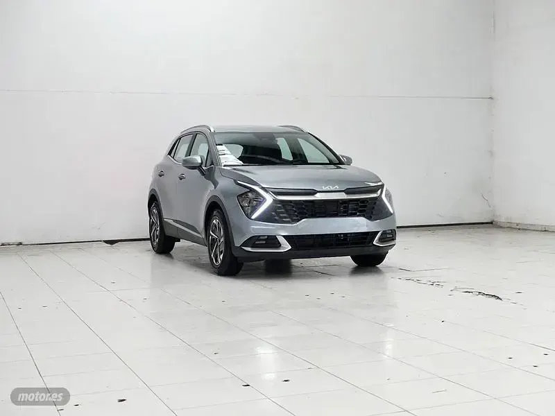 Usado Kia Sportage 230 CV (169 kW) 2024 Gris SUV