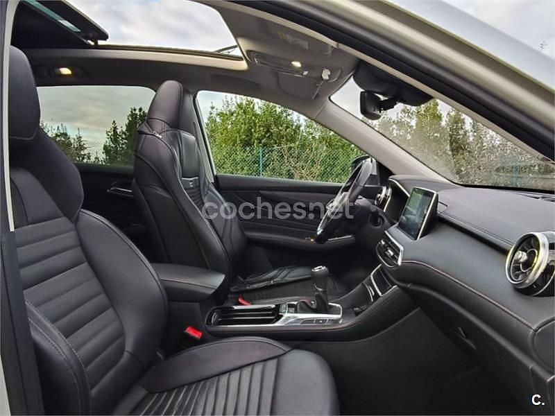 Usado MG HS Luxury 162 CV (119 kW) 2023 Gris / plata SUV