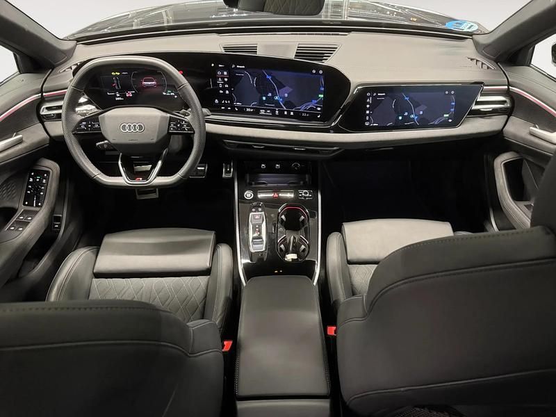 Usado Audi A5 204 CV (150 kW) 2025 Gris/plata