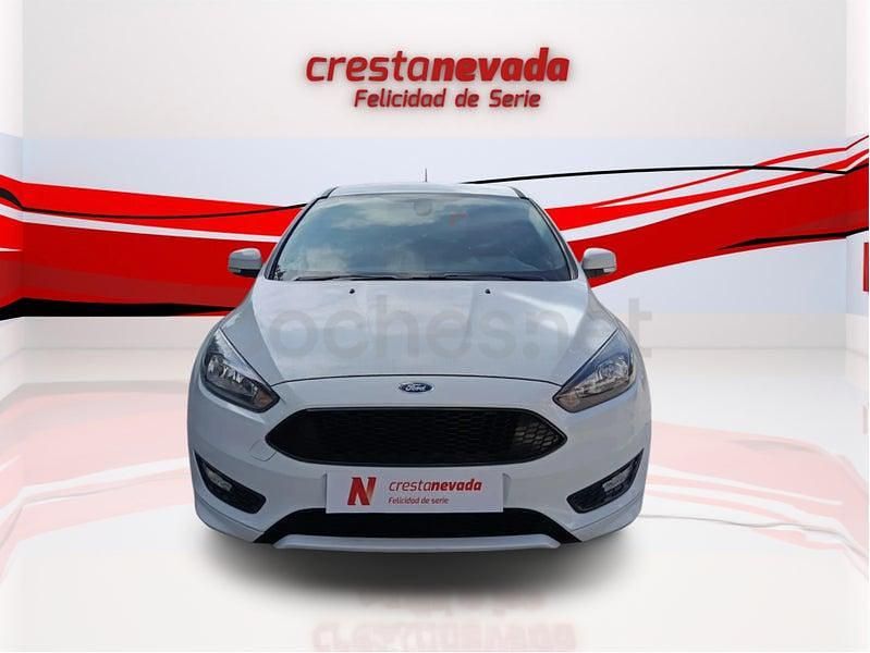 Usado Ford Focus ST-Line 125 CV (91 kW) 2018 Blanco Berlina