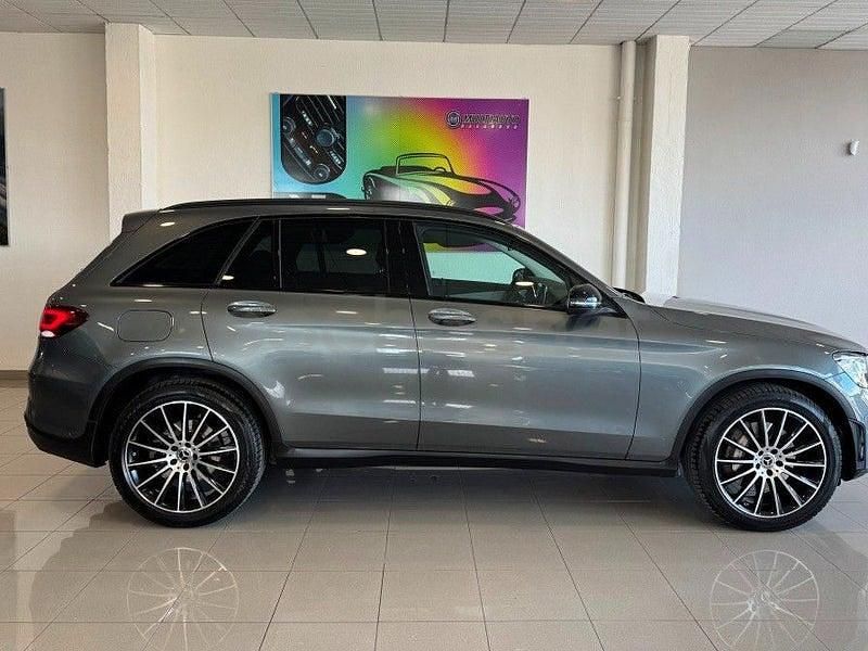 Usado Mercedes GLC220 194 CV (142 kW) 2022 Gris / plata SUV