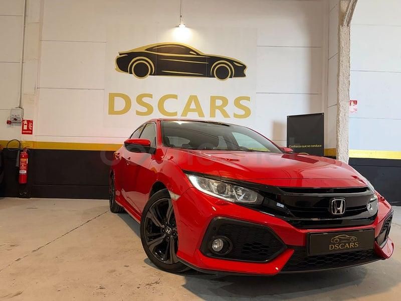 Usado Honda Civic Elegance 129 CV (94 kW) 2018 Rojo Berlina