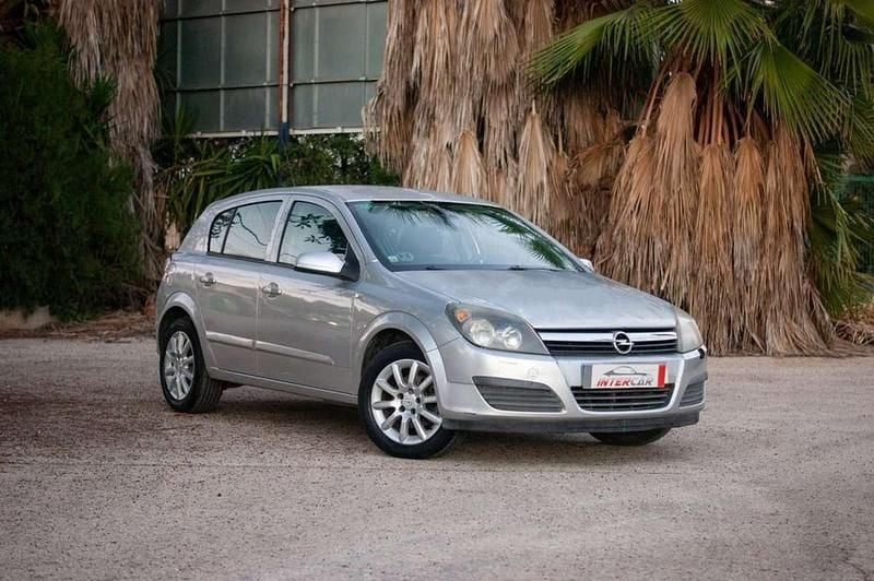 Gris Usado 2006 Opel Astra Enjoy Utilitario | 3500 € (Precio justo) - Imagen 1/4