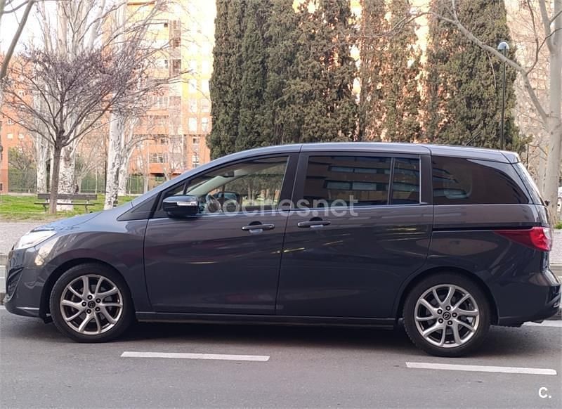 Usado Mazda 5 115 CV (84 kW) 2013 Gris / plata Monovolumen