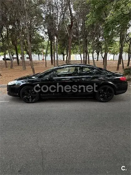 Usado Peugeot 407 Coupe 136 CV (100 kW) 2010 Negro Coupe