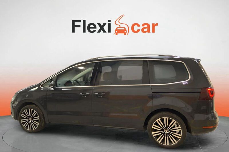 Usado Seat Alhambra 4Drive 177 CV (130 kW) 2019 Gris Monovolumen
