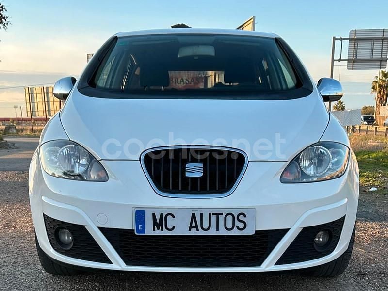 Blanco Usado 2011 Seat Altea Style Monovolumen | 6900 € (Precio justo) - Imagen 1/4