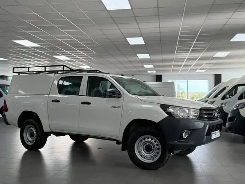 Usado Toyota HiLux 150 CV (110 kW) 2019 Blanco Pickup/Camioneta