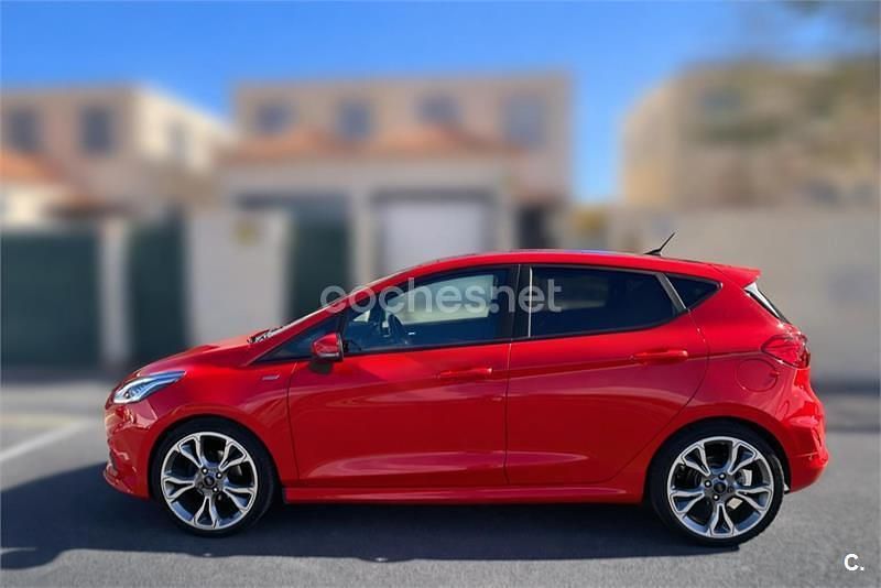 Usado Ford Fiesta ST-Line 140 CV (102 kW) 2019 Rojo Utilitario