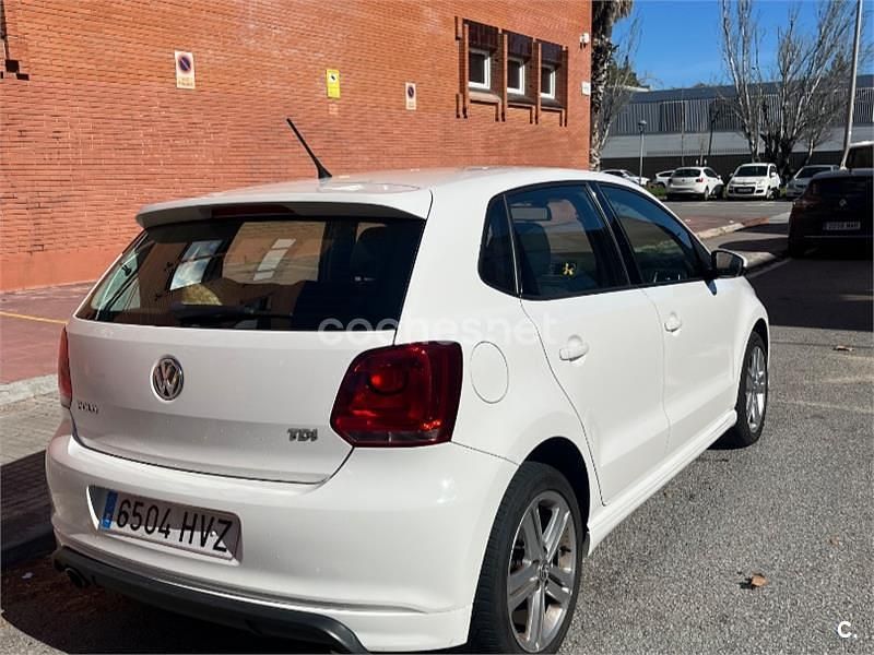 Usado VW Polo R-line 90 CV (66 kW) 2014 Blanco Berlina