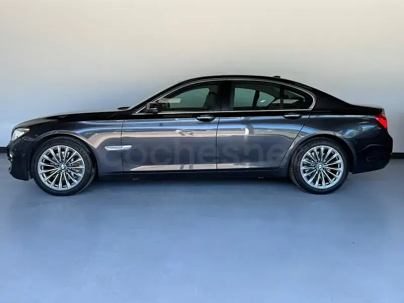 Usado BMW 740 Comfort Edition 313 CV (230 kW) 2013 Gris Berlina