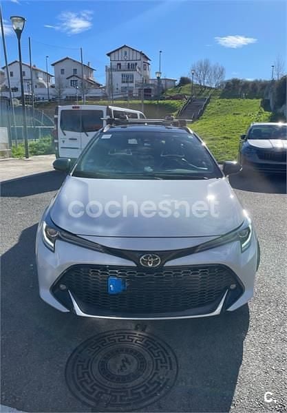 Usado Toyota Corolla Sport 180 CV (132 kW) 2022 Gris / plata Familiar