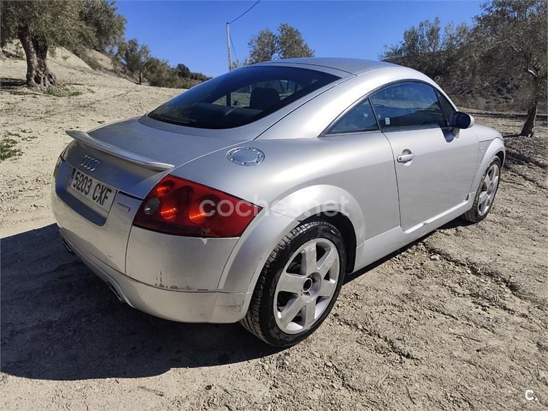 Begagnad Audi TT 225 HK (165 kW) 1999 Grå Sportkupé