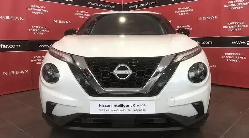 Usado Nissan Juke N-Connecta 114 CV (83 kW) 2025 Kori white metalizado techo fuji sunset SUV