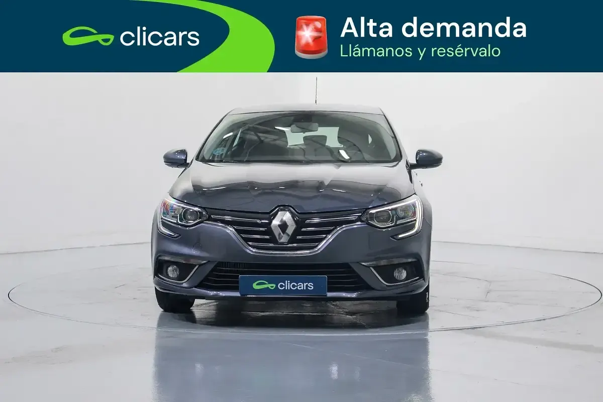 Usado Renault Mégane Business 110 CV (80 kW) 2016 Azul Berlina