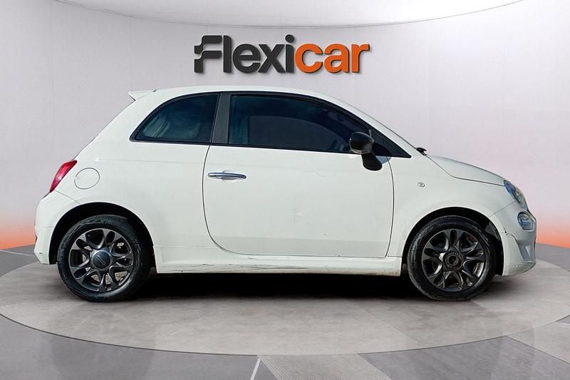 Usado Fiat 500 Club 71 CV (52 kW) 2022 Blanco Berlina
