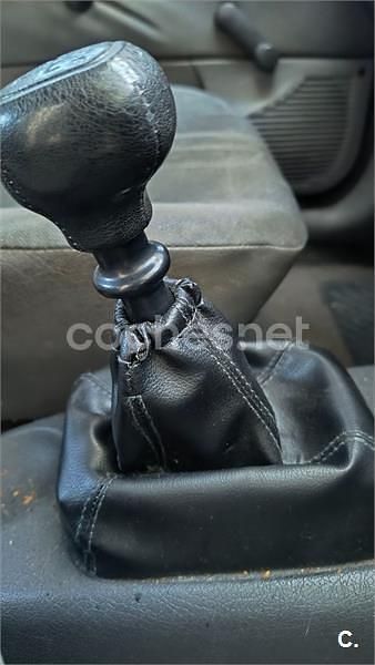 Usado Opel Corsa Swing 50 CV (36 kW) 1993 Verde Utilitario