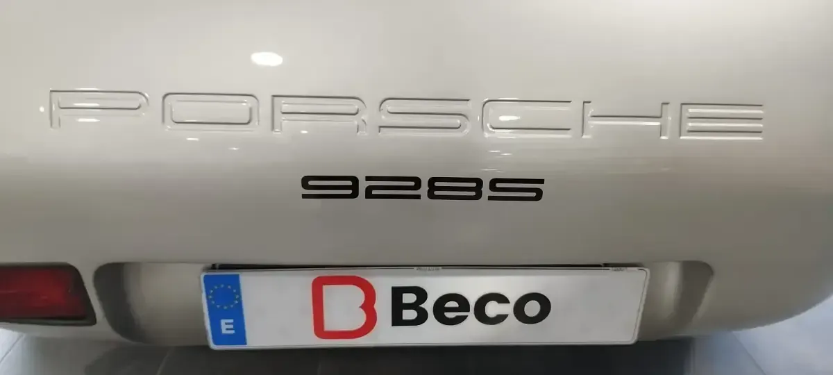 Usado Porsche 928 300 CV (220 kW) 1983 Gris Coupe