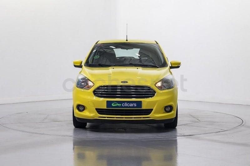 Usado Ford Ka Plus Ultimate 85 CV (62 kW) 2017 Amarillo Utilitario