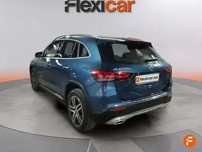 Usado Mercedes GLA200 150 CV (110 kW) 2023 Azul SUV