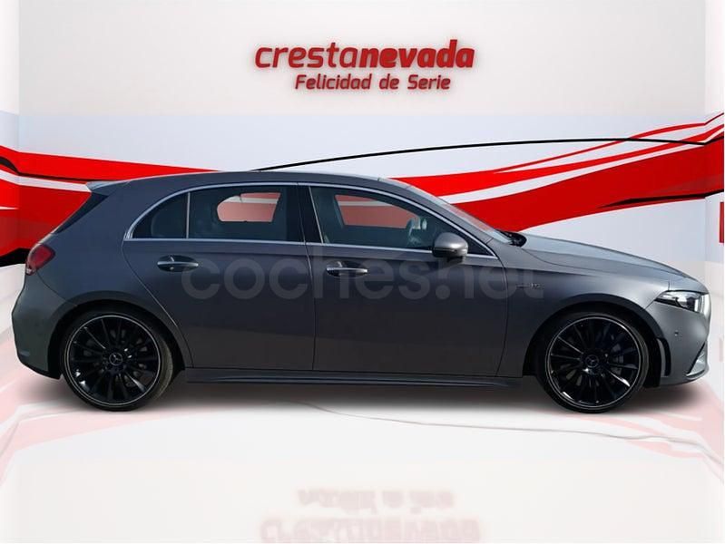 Usado Mercedes A35 AMG 306 CV (225 kW) 2022 Gris / plata Berlina