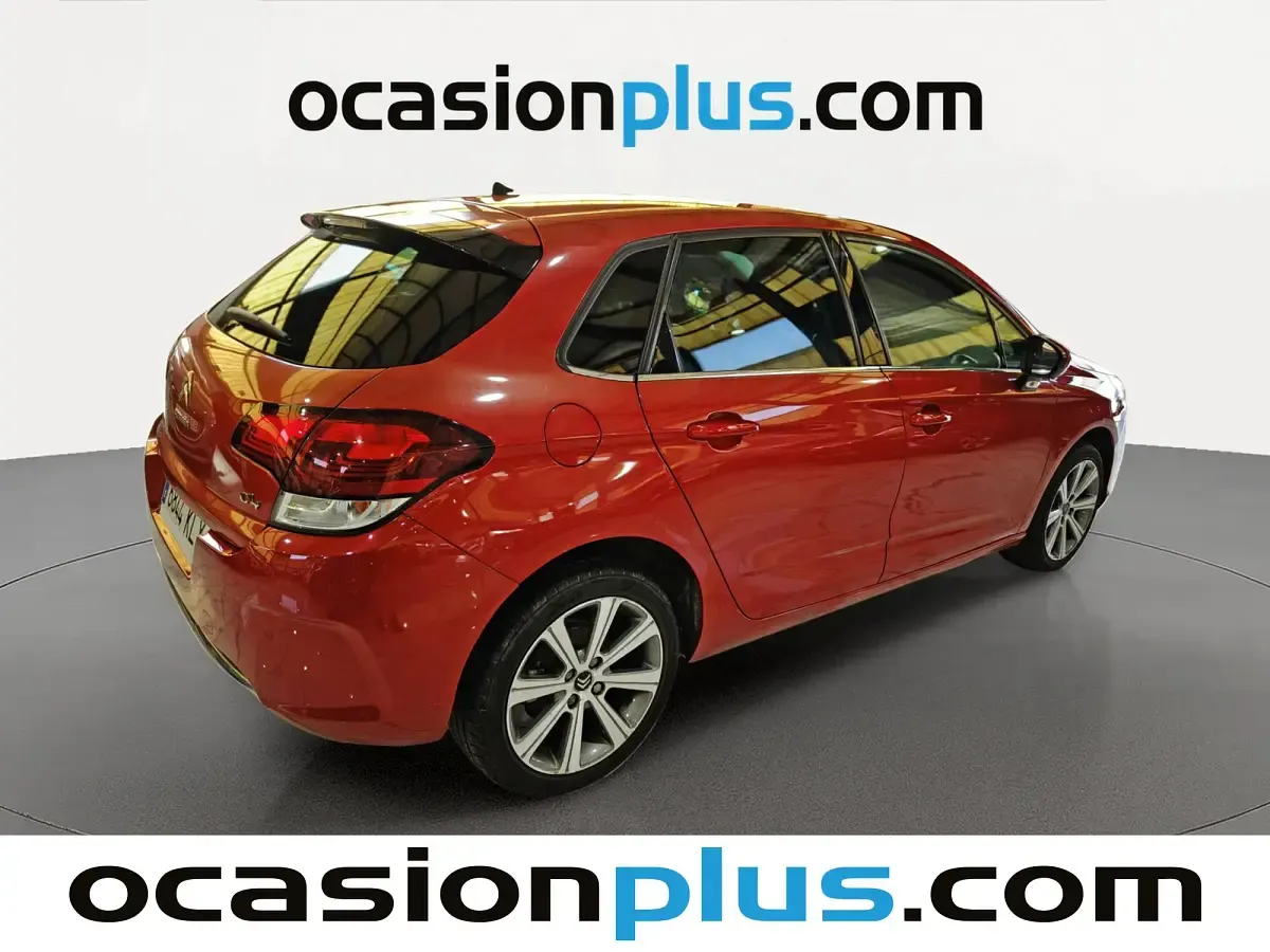 Usado Citroën C4 PureTech 110 CV (80 kW) 2018 Rojo Utilitario