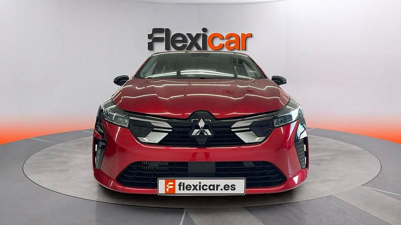 Usado Mitsubishi Colt 91 CV (66 kW) 2025 Granate Utilitario