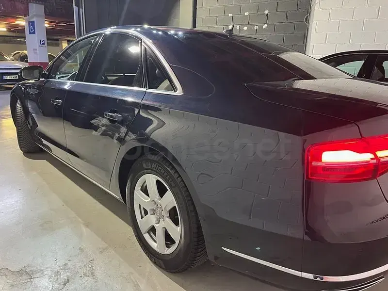 Usado Audi A8 262 CV (192 kW) 2017 Negro Berlina