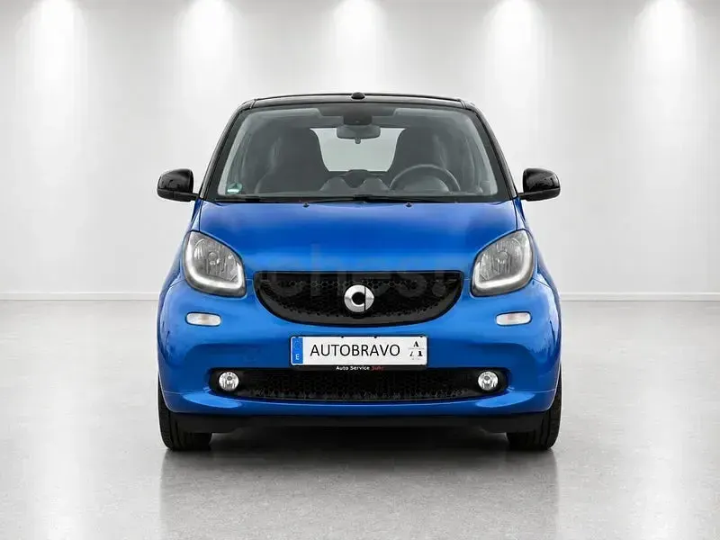 Usado Smart ForTwo Cabrio Passion 71 CV (52 kW) 2017 Azul Descapotable