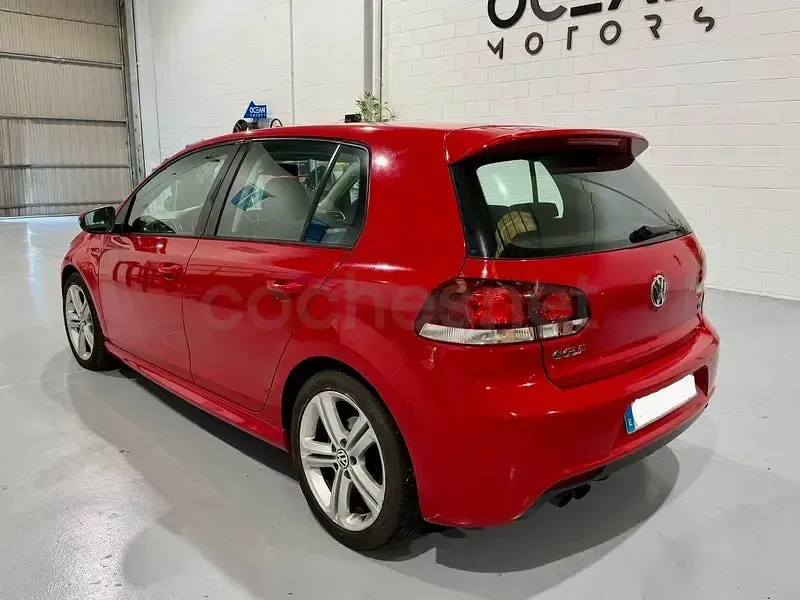Usado VW Golf VI Sport 122 CV (89 kW) 2010 Rojo Utilitario