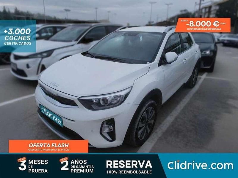 Blanco Usado 2023 Kia Stonic SUV | 15.690 € (Buen precio) - Imagen 1/3