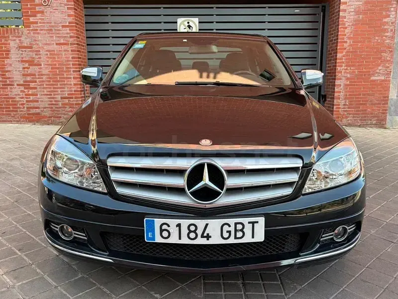 Usado Mercedes C180 Avantgarde 156 CV (114 kW) 2008 Negro Berlina