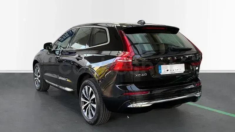 Usado Volvo XC60 Inscription 340 CV (250 kW) 2021 Negro SUV