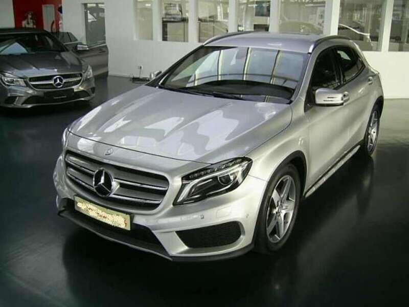Plateado Usado 2016 Mercedes GLA45 AMG AMG line SUV | 22.700 € - Imagen 1/4