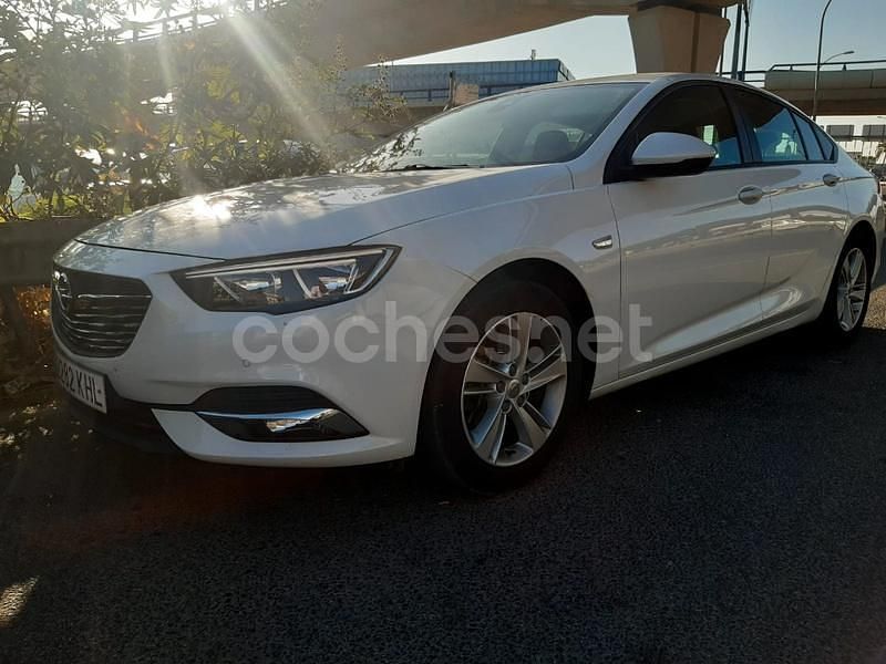 Blanco Usado 2018 Opel Insignia Berlina | 10.900 € (Precio justo) - Imagen 1/4