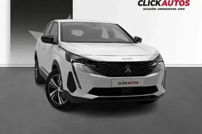 Usado Peugeot 3008 Allure 130 CV (95 kW) 2024 Gris SUV